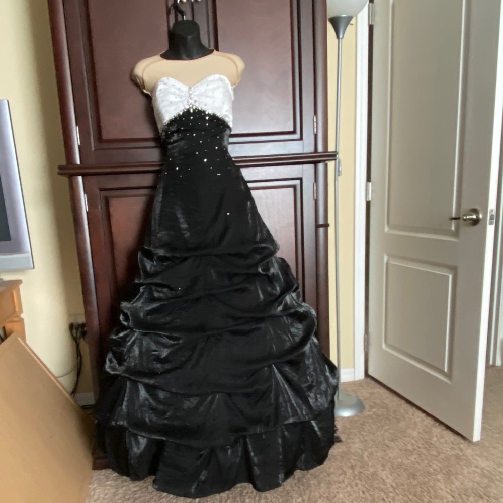Vintage Jump Apparel Collection Prom Sz 7/8 Black white Princess Cosplay lulita
